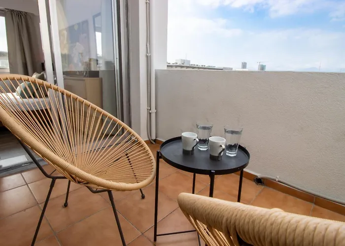 1br - Views - Deli Cafe Λευκωσία