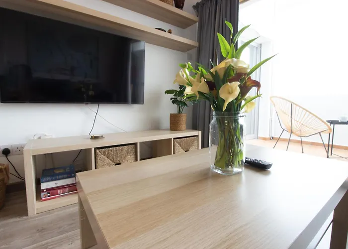 1br - Views - Deli Cafe Λευκωσία