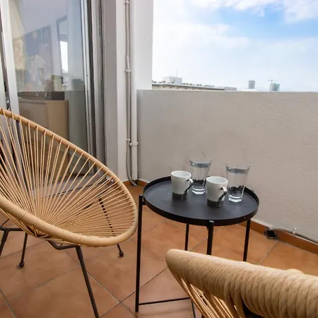 1br - Views - Deli Cafe 니코시아